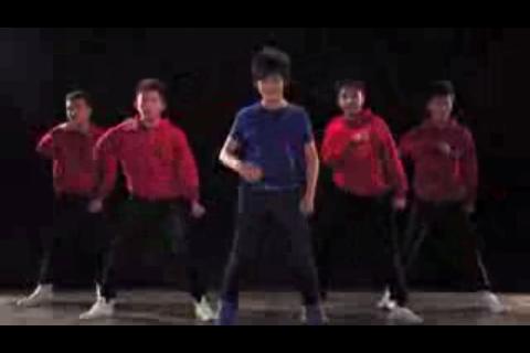 HeartRAVERS's tweet photo. Lagi lihat VClip Randymartin- Iloveyou more nih;;) suaranyaa eeemm , adem♥"@RandyMartin98 http://t.co/aTXoChrmwy