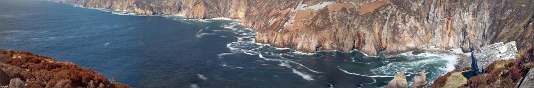 @visit_donegal @DonegalTours #slieveleague The most stunning cliffs you can climb up too. Beautiful climb up and view