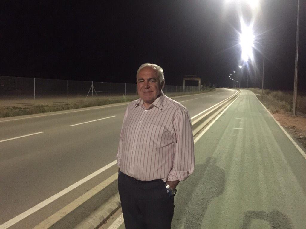 pedroacedo's tweet photo. #Merida La iluminación de la carretera de Proserpina ya es una realidad #HacemosMerida @fmolinaalen @PPMerida http://t.co/Dd4VMVykmq