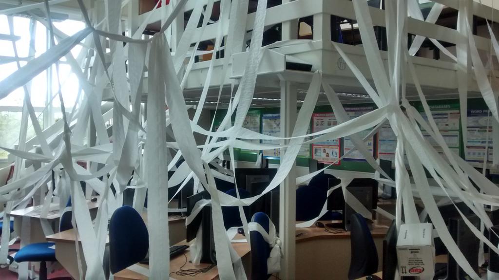 chrishardy_'s tweet photo. Pesky sixth formers! #SFR http://t.co/uPWk3wFntj