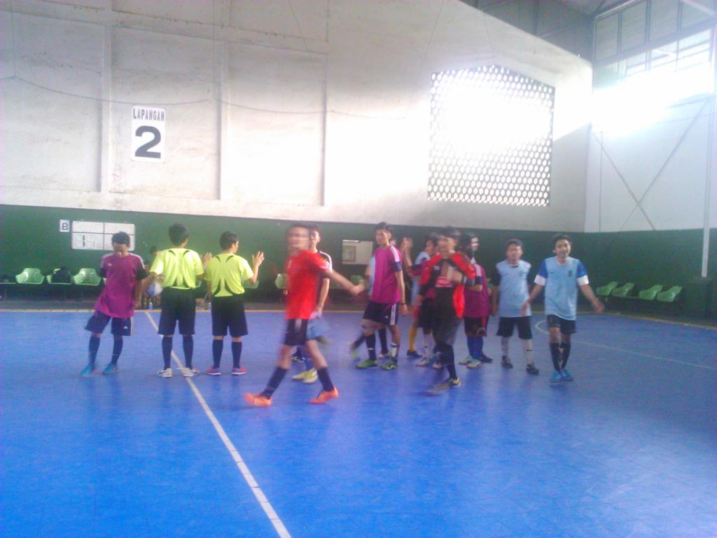 Yeeeeeeeee mesin 13 menjadi juara 3 di CCL 2015. 
Selamat buat mesin 13. Dengan score 5-3.
<a href="/HMS_UPI/">HMS FPTK UPI</a>