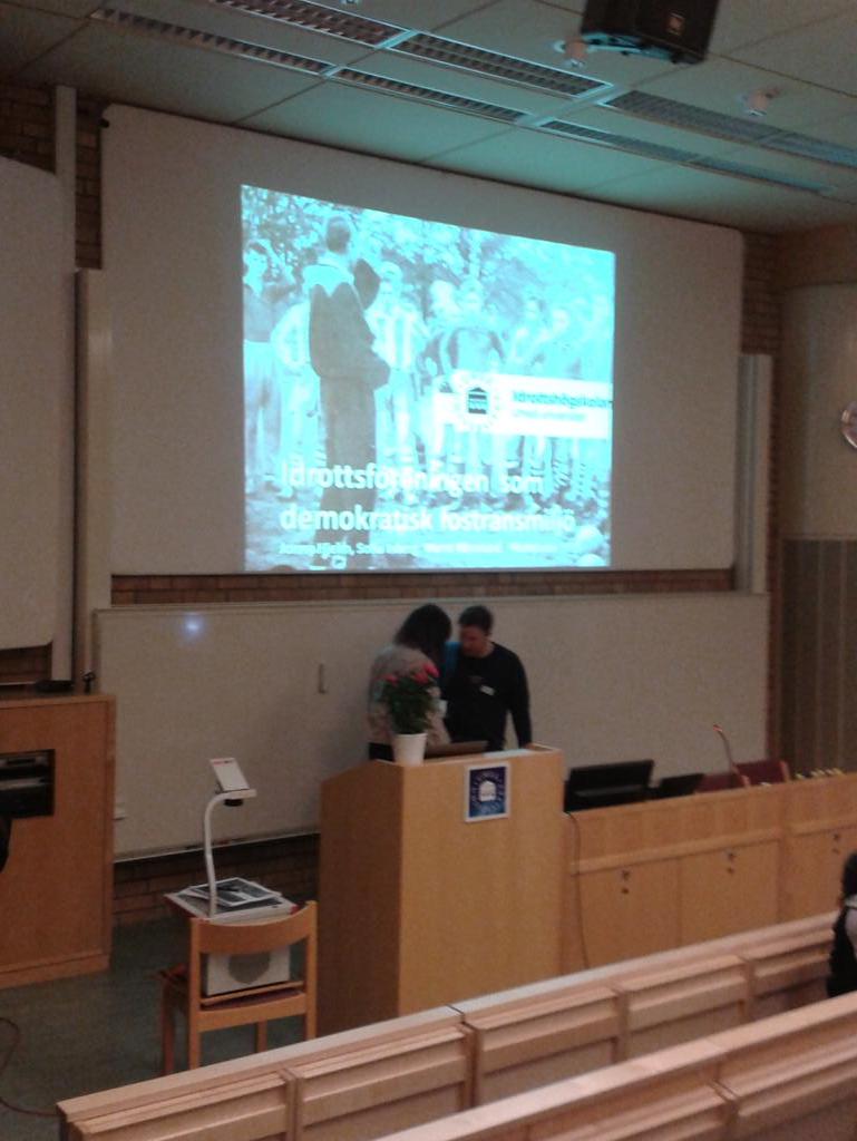 OvikFritid's tweet image. På plats på #Umeåuniversitet och #idrottshögskolansdag #Umeå #Örnsköldsvik #idrottsforskning