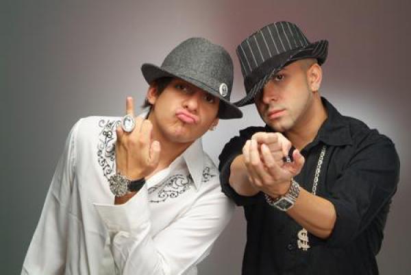 elfarandi's tweet photo. 9 temas de 'L'Squadron' para celebrar la reconciliación de @francolsq y @oscarcitomundo #TBT [Videos] http://t.co/sXCac3g9vJ