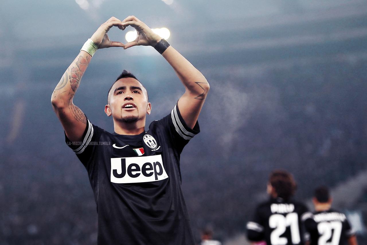 Happy birthday to Arturo Vidal who turns 28 today. 
4 Scudetto, 
2 Super Cup, 
1 Coppa, 
170 apps, 
48 goals 