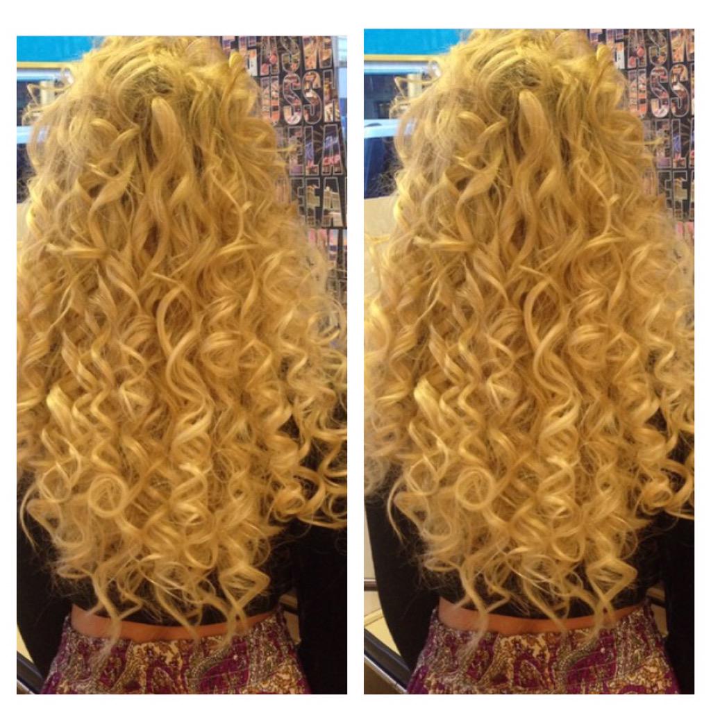 hotheadedhair's tweet photo. @beauty_works #love #150bonds #curls #beyonce #loveit #3tones #wanded http://t.co/yje4oQgnlU