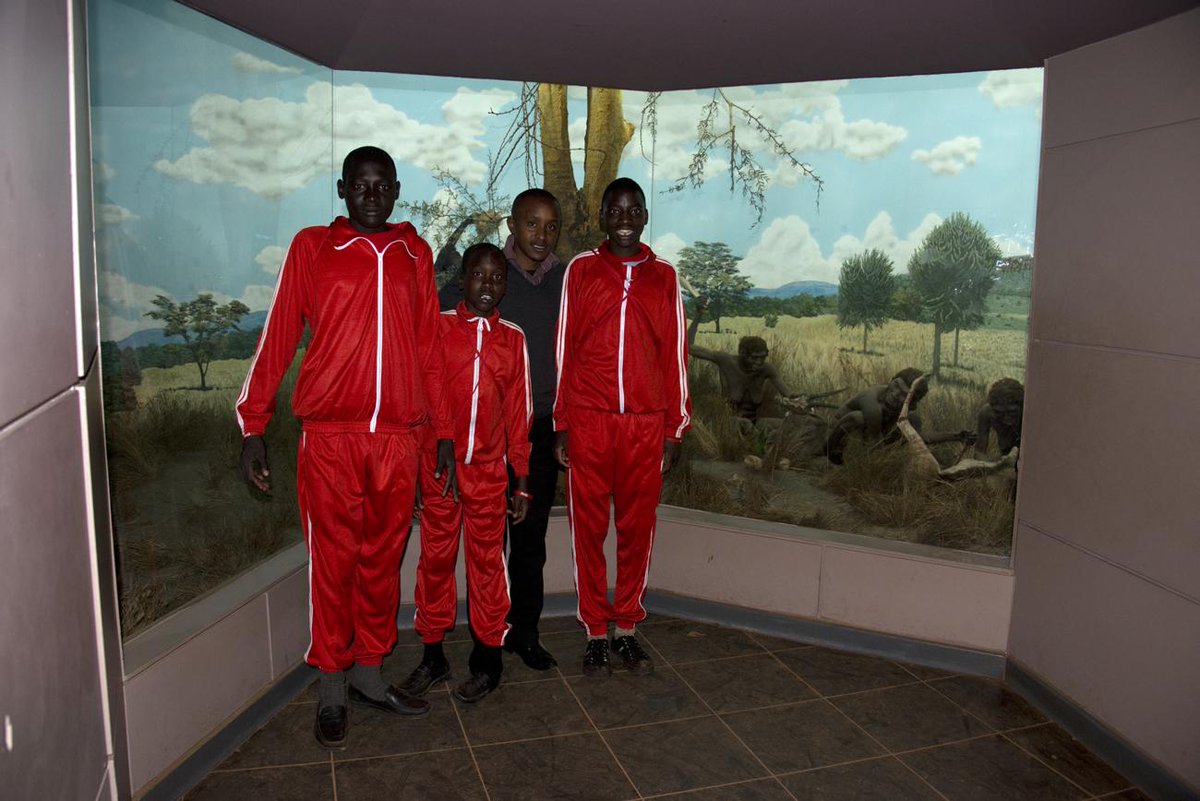 kamriomarathon's tweet photo. #flashbackfriday #iam1ofthe500 At the museum http://t.co/oJcOVgbOUh http://t.co/qjF7GpsnDc