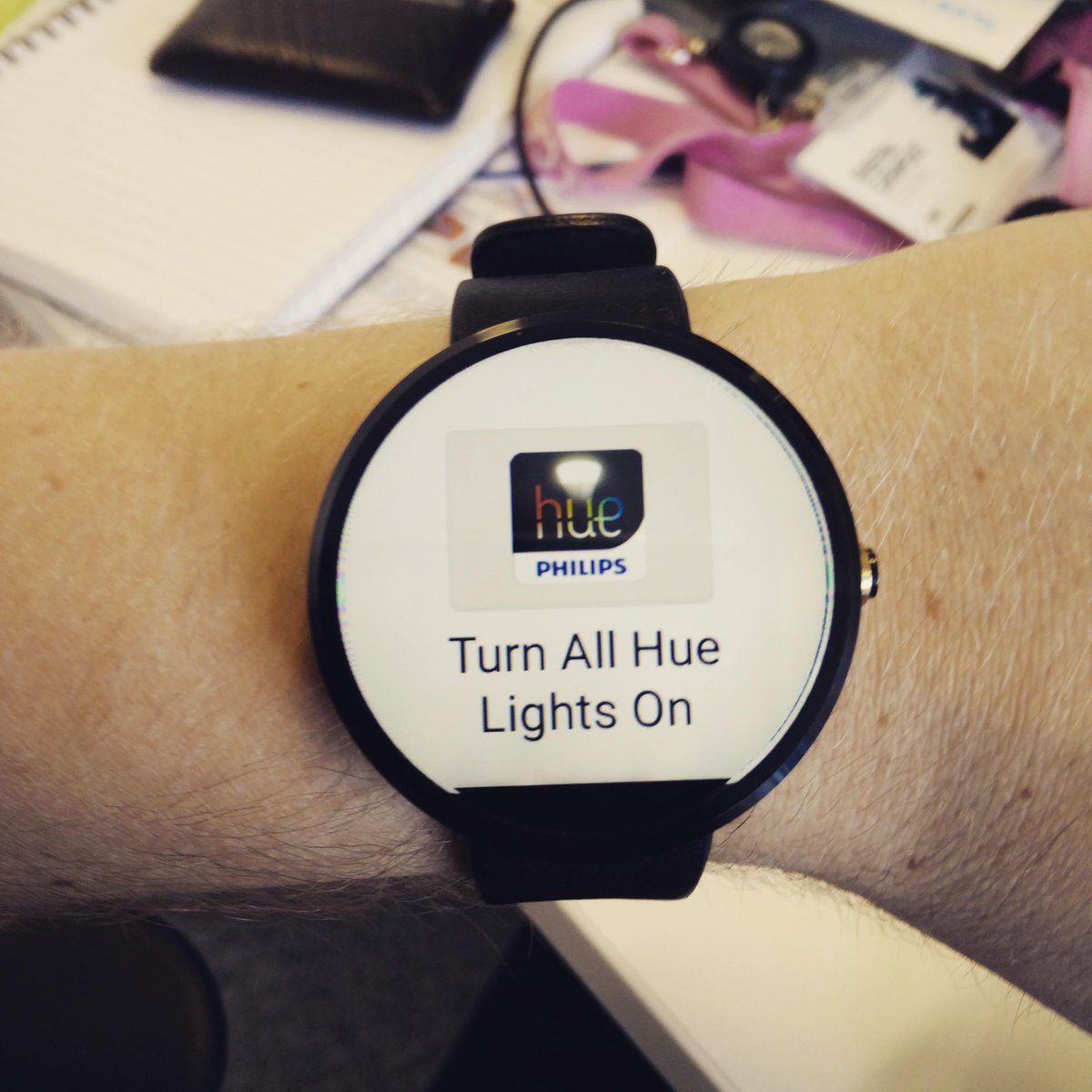 hue android wear
