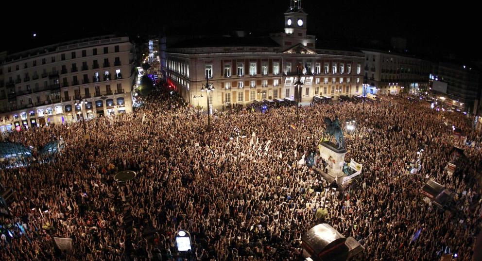LoMolo_'s tweet photo. Elecciones 2015: Opinión sobre 15M, Podemos, C’s, PPSOE… http://t.co/Fjt2EuPFBS http://t.co/zqQyWjPy2S