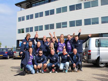 Het team Pluryn Roparun is op weg naar Parijs. Alle collega's van Pluryn wensen deze kanjers veel succes #roparun2015
