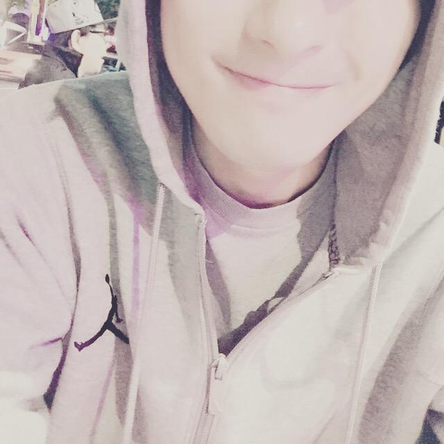 TaeSoo1984's tweet photo. http://t.co/Lhs5RLLFB1
