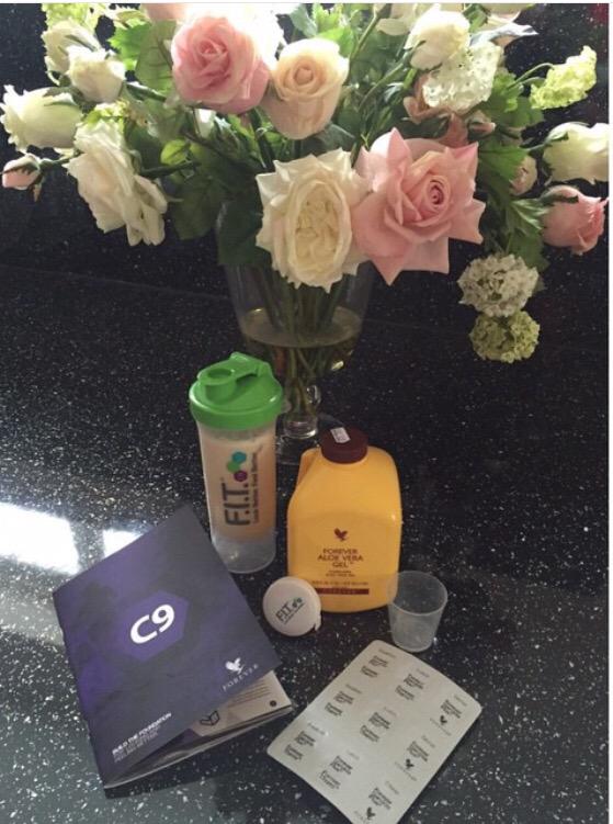 WelnessRetreat's tweet photo. My Clean 9 Breakfast 💚☺️🍃💪🏻👙 http://t.co/8Ya61V67MT