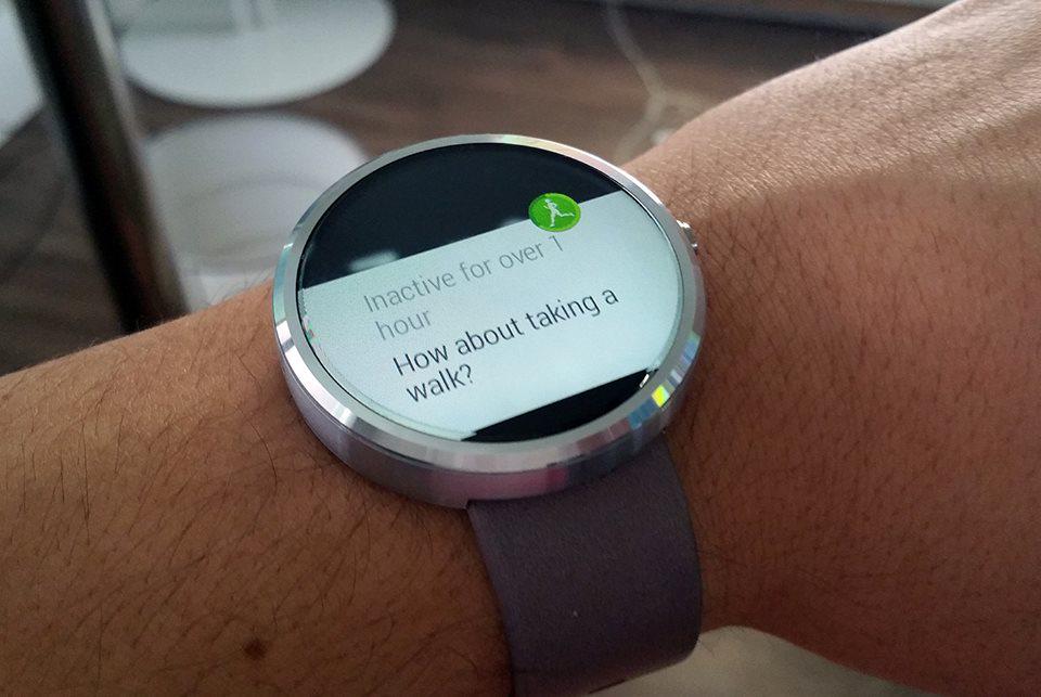 lustermag's tweet photo. You shut your whore mouth, smart watch. http://t.co/mXqwojX6mF