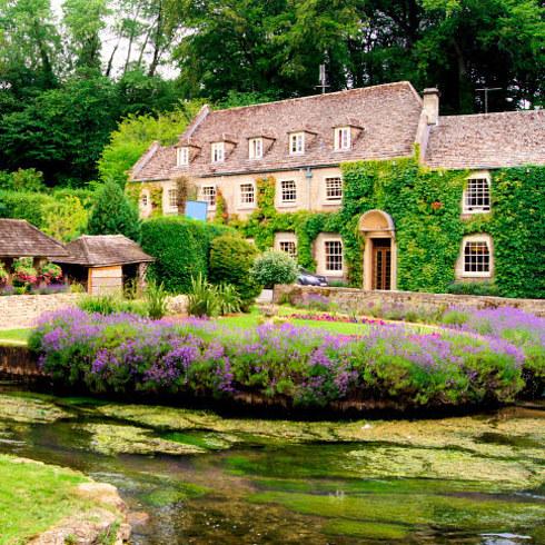 lovingcotswolds's tweet photo. '18 British Villages You Must See Before You Die' http://t.co/wXpAMMnPwb <6 in #Cotswolds  - could have been all 18! http://t.co/HA65IWsdq9