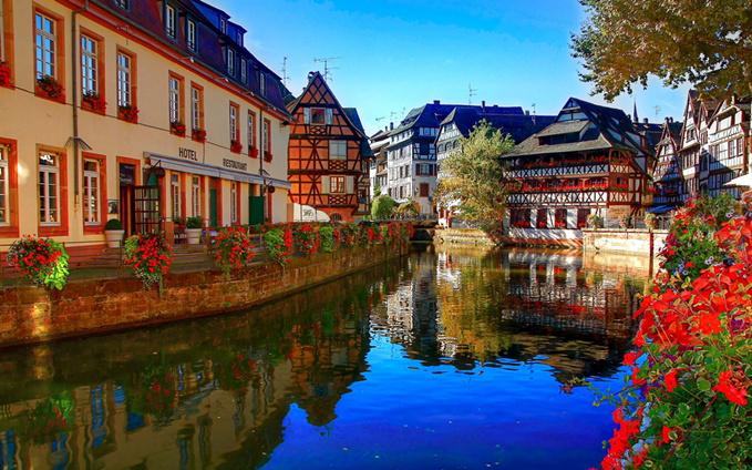 "<a href="/andrea_4520/">Andrea</a>: Strasbourg, France "