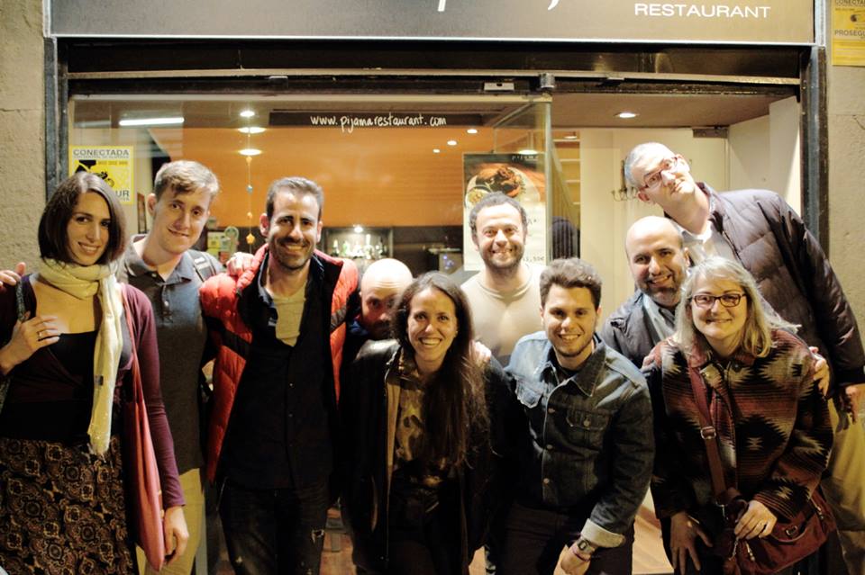 YelpBCN's tweet photo. Resumen de nuestro #YelpBurguer Tour de ayer... http://t.co/XpC5mVusjC ¡Gracias @PijamaRest !  #Yelp http://t.co/yQEBqyWwk7