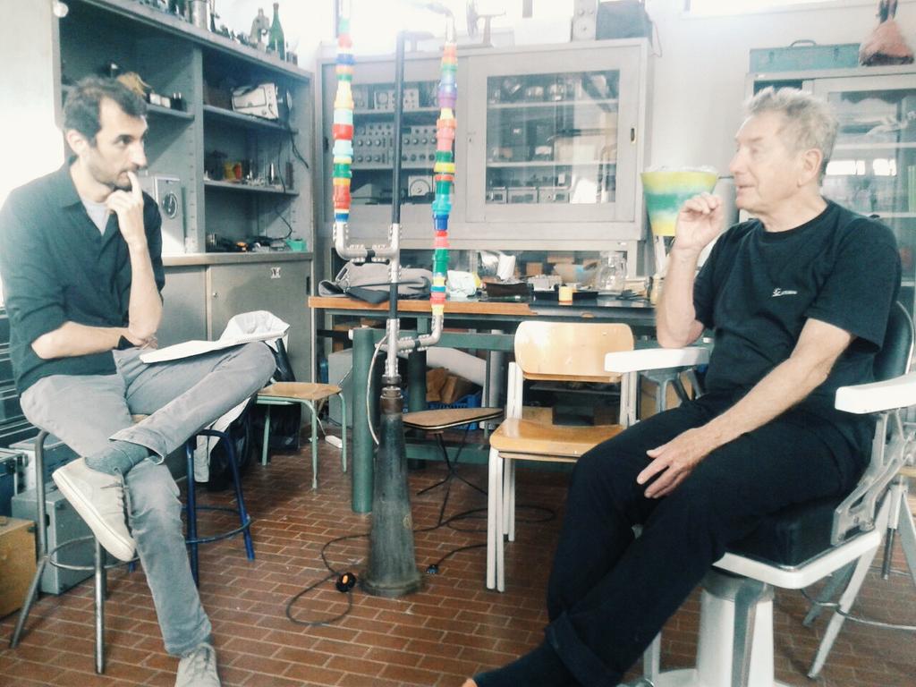 #TEHmeeting79 Clement spoke with us about #indecision and #thirdlandscape. A good  vision  of our #future