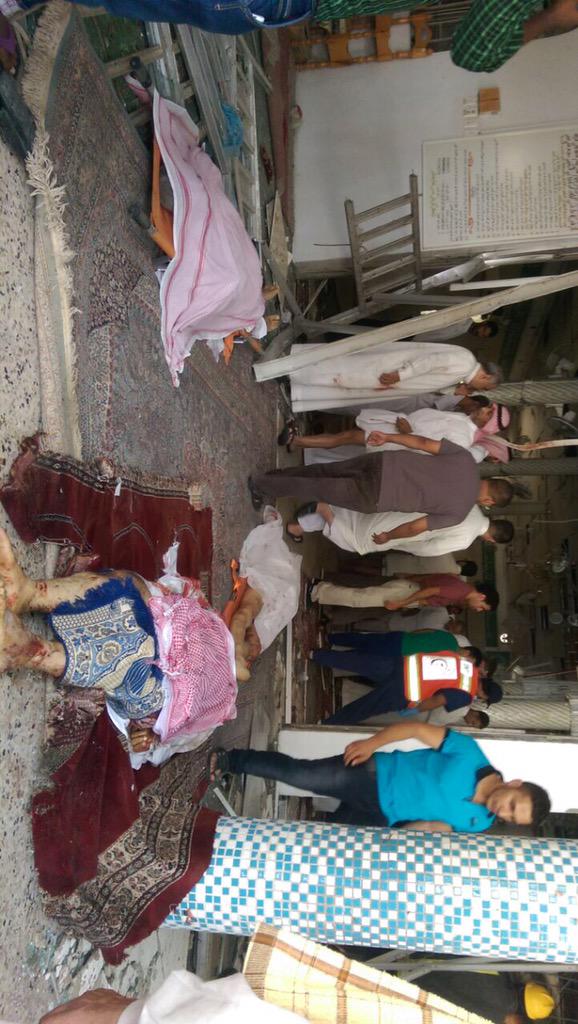 FREEDOM_QATIF's tweet photo. عاجل القطيف|القديح :ارهابي باكستاني يفجر نفسه داخل مسجد الامام علي وارتفاع حصيلة الشهداء الى ١٣ شهيد واصابات كثيرة . http://t.co/JmPUs0WImn