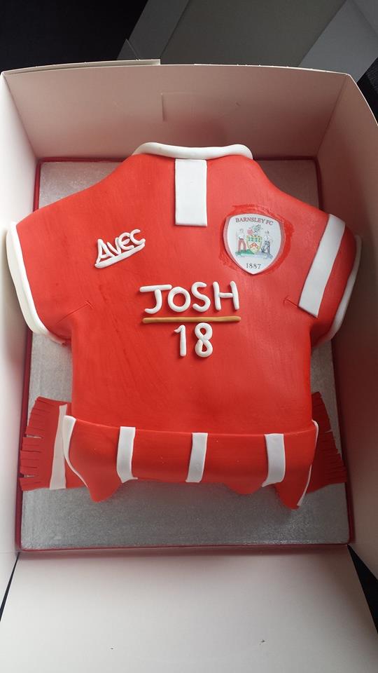 OakwellEvents's tweet image. #FoodieFriday is all about cake, from birthday to wedding! Our preferred provider is #TotallyCaked #barnsleyisbrill