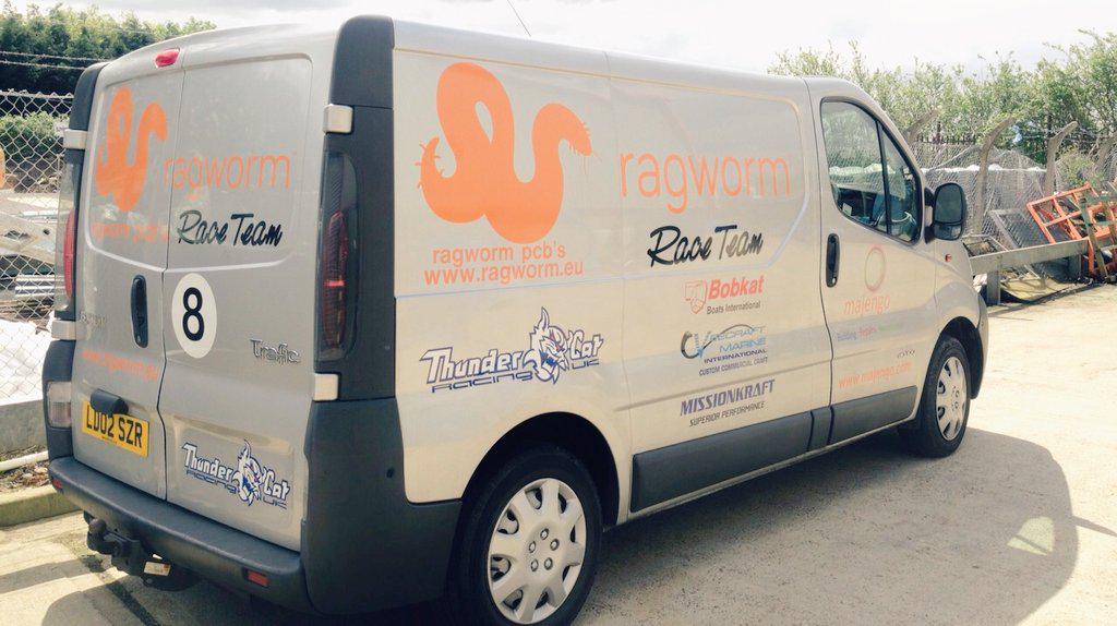 Ragworm's tweet photo. Great to have a visit from the @RagwormRaceTeam.  Ragworm supports all types of #engineers.  #bobkat #boat http://t.co/KKWSBX5WEQ