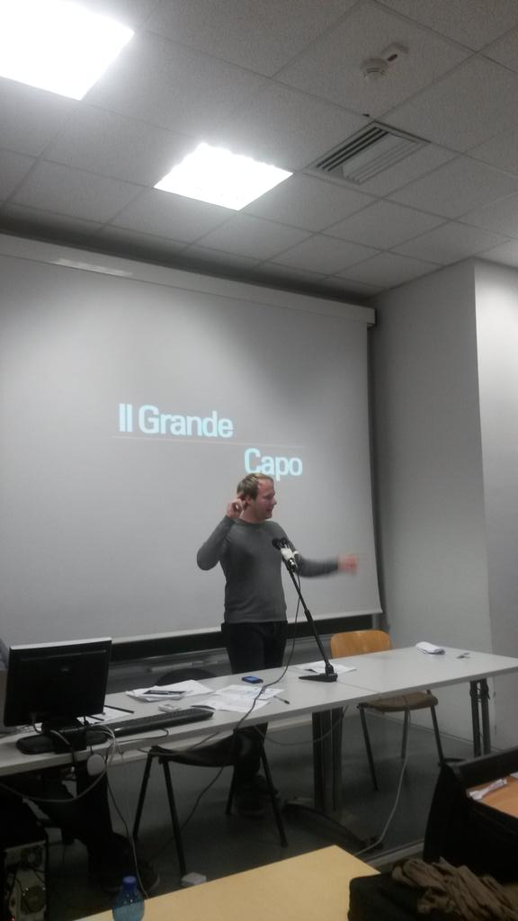la_sceltagiusta's tweet photo. Da bravo leader le parole del suo ultimo speech sono tutte per ringraziare chi ha condiviso con lui questo percorso. http://t.co/rsBFCTgLxa