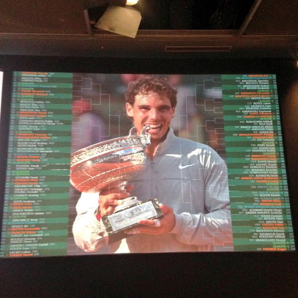 rolandgarros's tweet photo. Le tableau messieurs est disponible sur notre site Internet : http://t.co/3VAaH9dB2d http://t.co/g9mnydxSG7