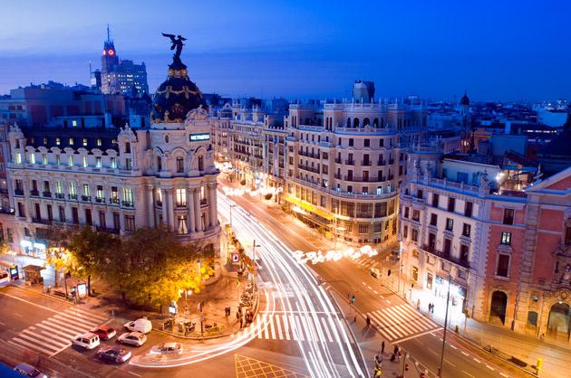 Fleek_Mag's tweet photo. En su último artículo, @A_Llorente repasa los siete escenarios más madrileños del cine http://t.co/vpSwlWJ9IN http://t.co/cJd2cxZwF8