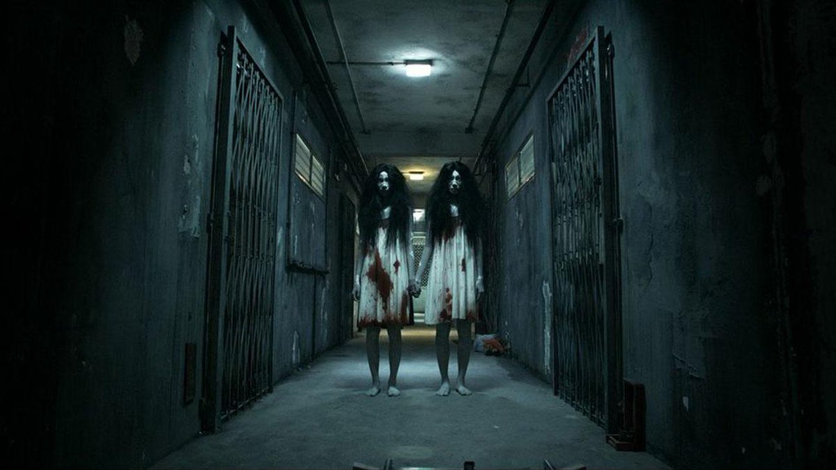 logomotionpic's tweet photo. กลั้นหายใจเอาไว้ให้ดี ผีกัด คืนชีพแล้ว.. #ผีเต็มตึก #RigorMortis #Movietwit http://t.co/tMUtiIZP8S