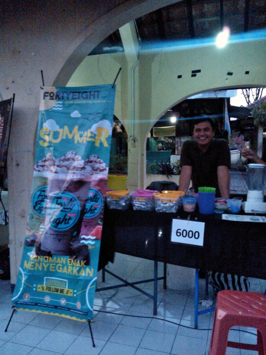 Monggo mampir kak, plasa pasar ngasem jogja ^.^