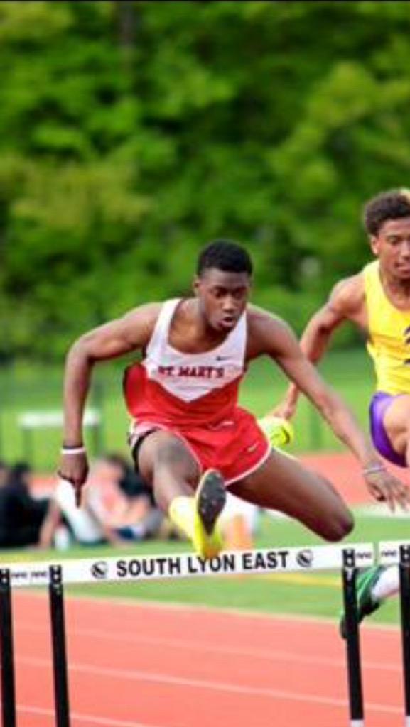 MichiganRunners's tweet image. Who is the better 300m Hurdler?
Rt-Josiah Davis
Fav-Richard Bowens