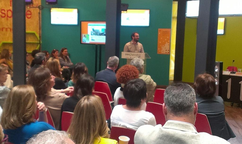 eellak's tweet image. @prodromos talks at #psvaluetalks @eellak. @InnovAthens @PostScriptumGR