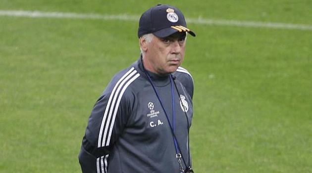 Madridismoreal's tweet photo. Ancelotti: "Mi sensación es de que seguiré". 
RT SI QUIERES QUE SE QUEDE. #HalaMadrid #AncelottiQuedate #genius http://t.co/3rAKBL1n4w