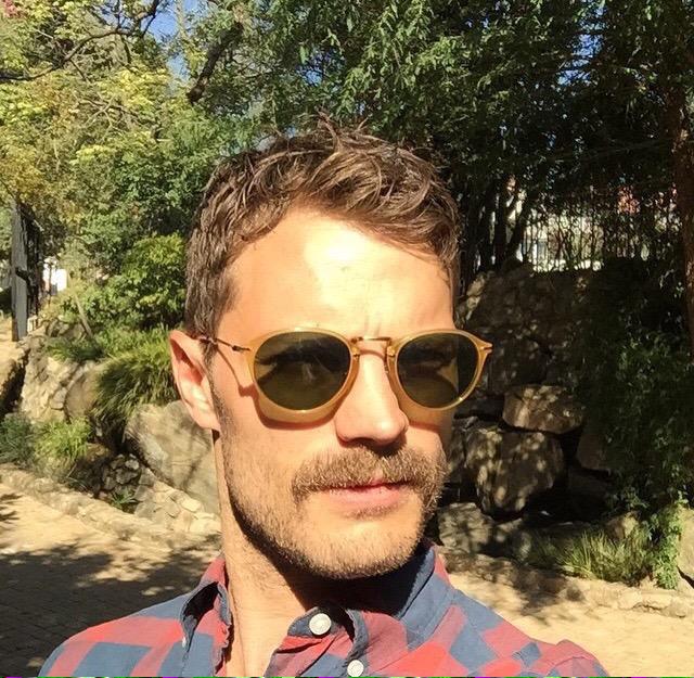 BeardOfDornan's tweet photo. @ScarletteDrake 😘😘😘 Beware the comma pedants, Lovely #commonusage 💚 http://t.co/TLqI1pMCs4