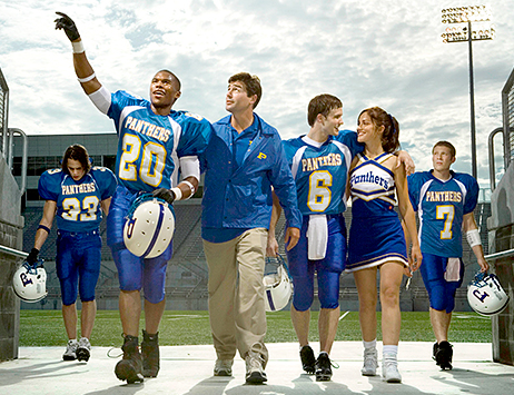 usweekly's tweet photo. You now have Memorial Day plans: There's a #FridayNightLights marathon on @CMT! http://t.co/ucHwp6clbM http://t.co/lDkUBJUym0
