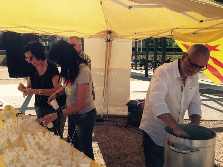 pepRoviro's tweet photo. Si es fa la feina ben feta aquest es el result.
Molt be @ViaVic2015 
Tal com diu aquell de la tele
SO MOLT BONA GENT http://t.co/FVFmxAqEtF