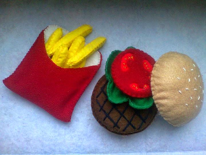 HandmadeLT's tweet image. OK, I realize fast food is not exactly healthy... but let's be honest - no #freecalories i... goo.gl/tm6A5z