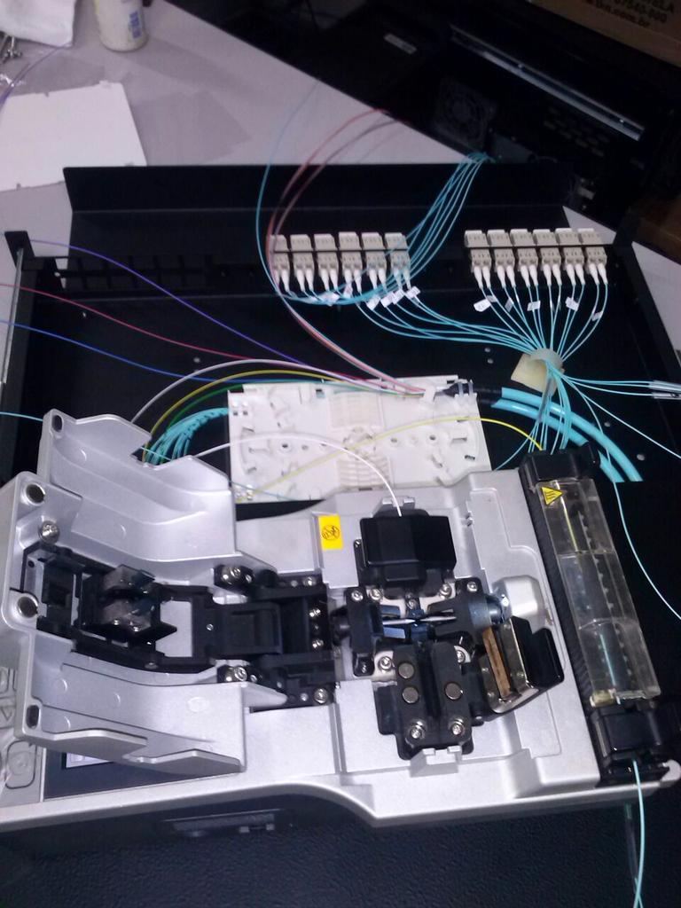 PlanetRedes's tweet image. #Fusão de fibra