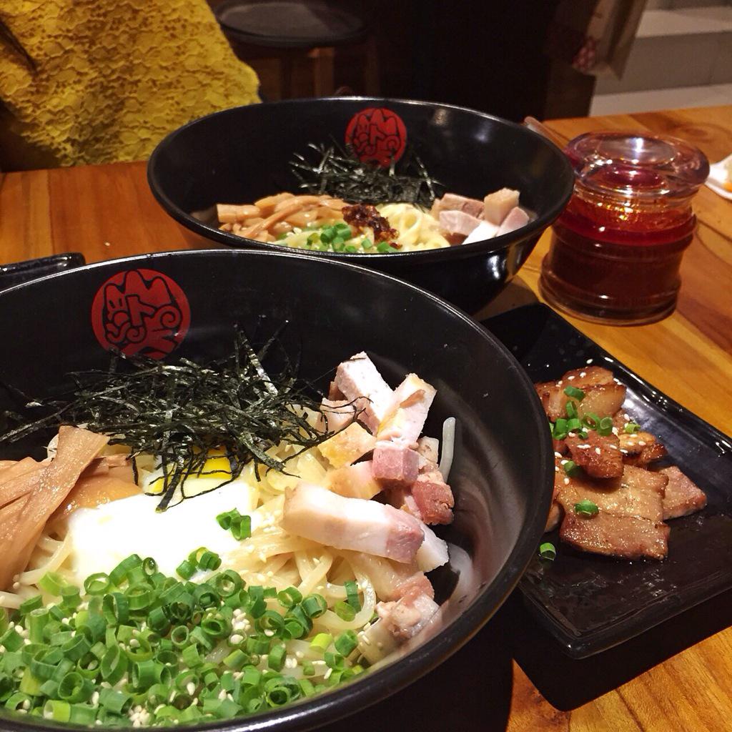 ChristySusanto's tweet photo. • Abura Soba • Not a fan of soba, but this one has a pretty impressive taste 😌 • http://t.co/sKhPvf1qYO