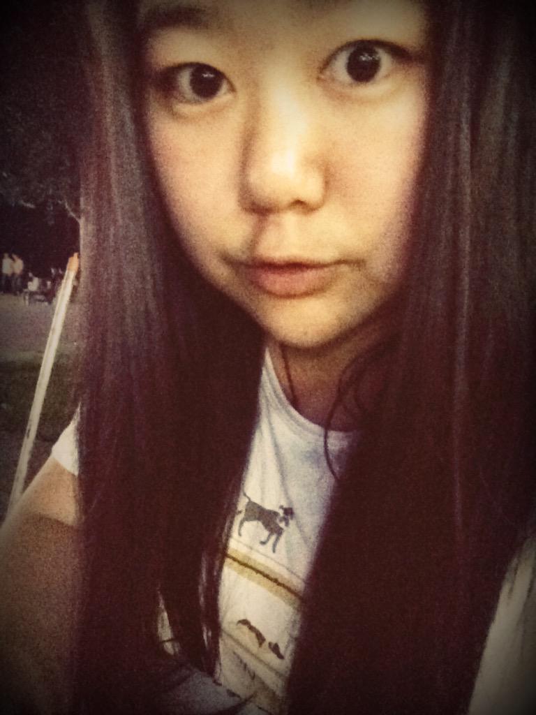 viewrew's tweet image. 1819不差 晚安 生日快乐啊 自己🍰🍰🍰