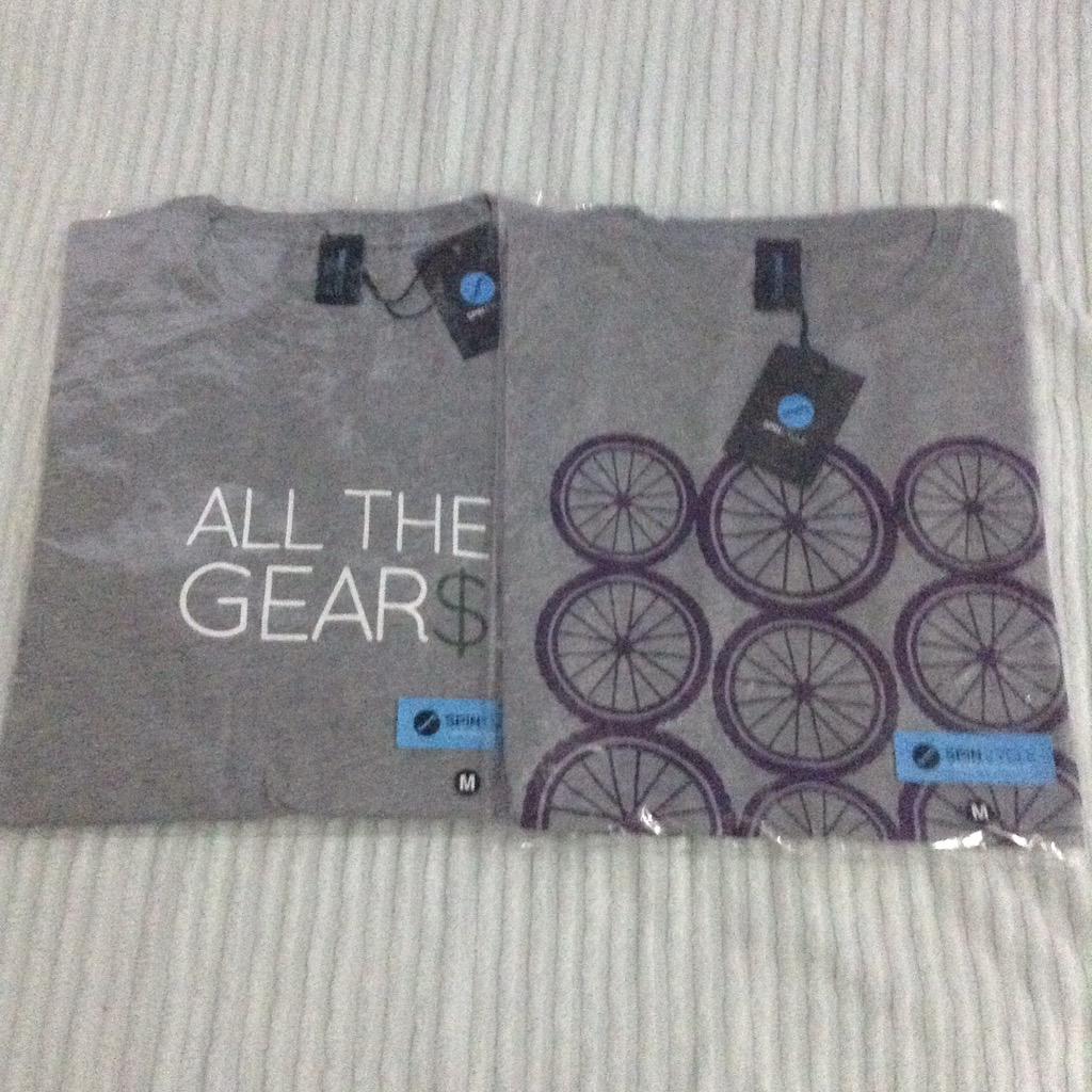 GMycock's tweet photo. Cheers @spincycletshirt 
http://t.co/EiKYPB3yQi http://t.co/fBUDZSOdxO