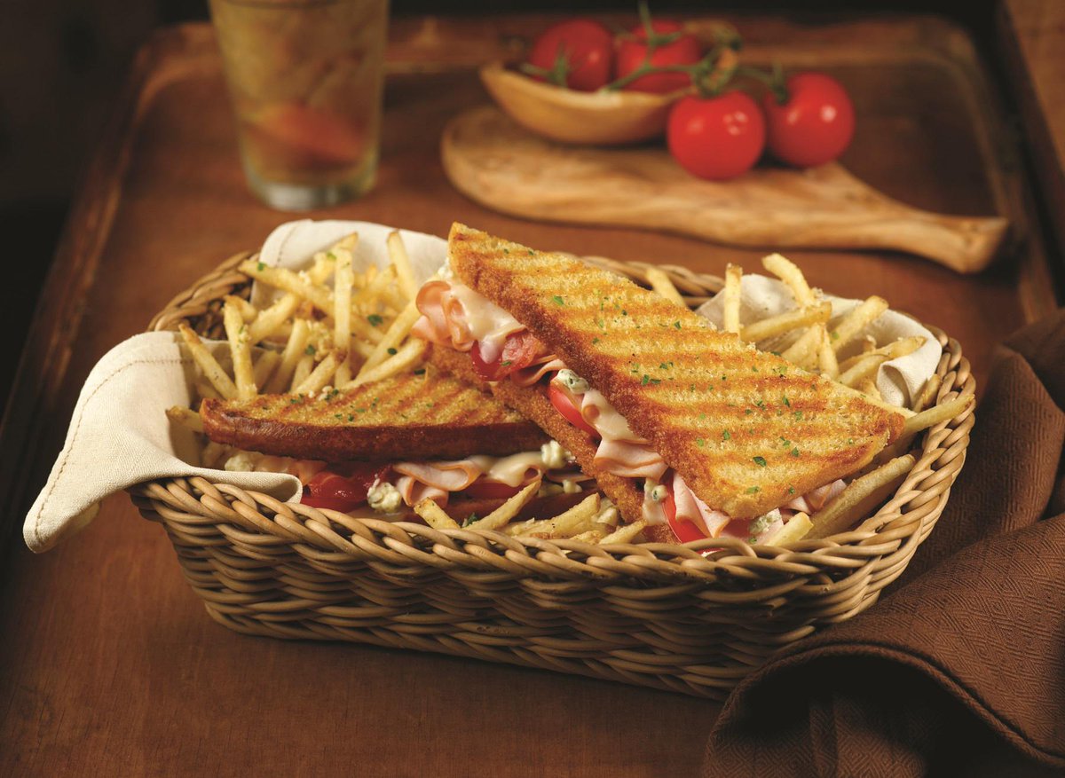 Carino's Italian tweet media