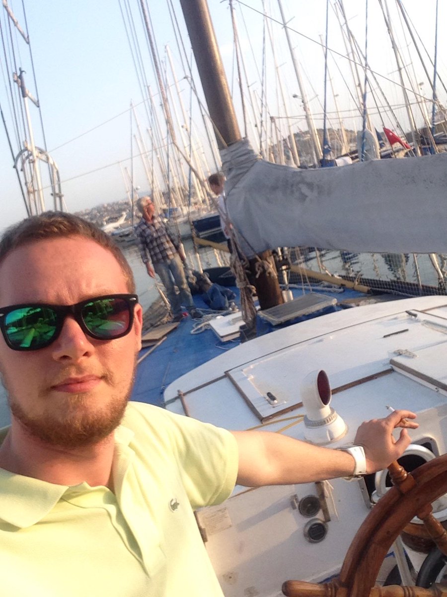 I'm at Kuşadası Marina in Aydın, Türkiye swarmapp.com/c/cZWK6zhe4c6