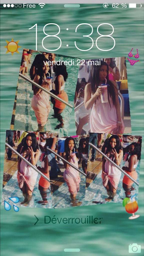 MinajLockscreen's tweet photo. #RT if u want 💕 @NICKIMINAJ http://t.co/IYtm7iNVnM
