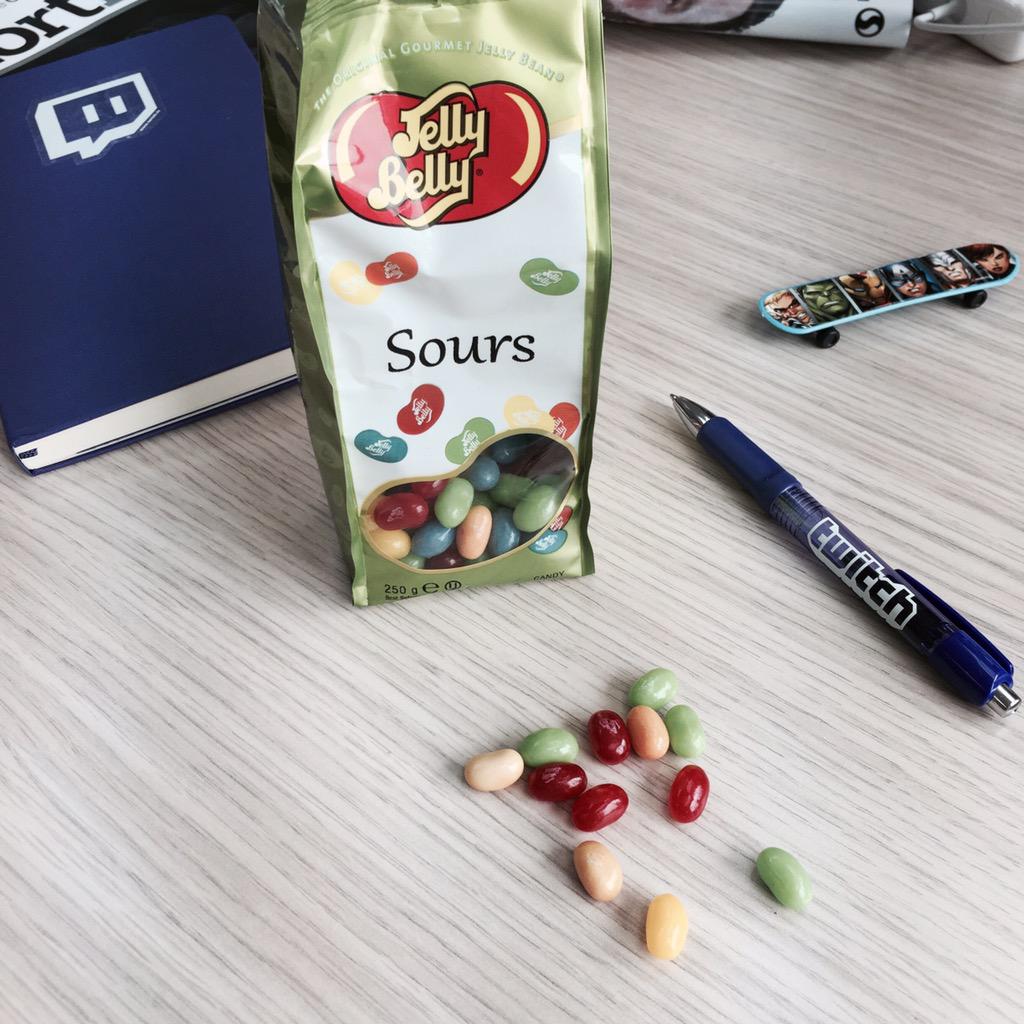 mb0we's tweet photo. I've always liked @Spamfish but these treats he bought us yesterday have taken him to the next level. http://t.co/2w9jeygepf