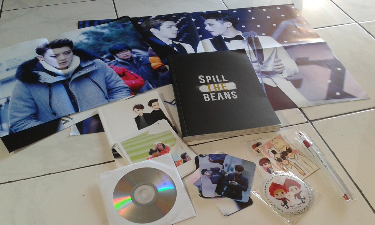 thelyrera's tweet photo. Thankyou so much @SehunFangirls for sending Tao and Sehun savely to my arms ㅋㅋㅋ ..and also thanks to @marijuana_xo 😘 http://t.co/ekKxaew1H5
