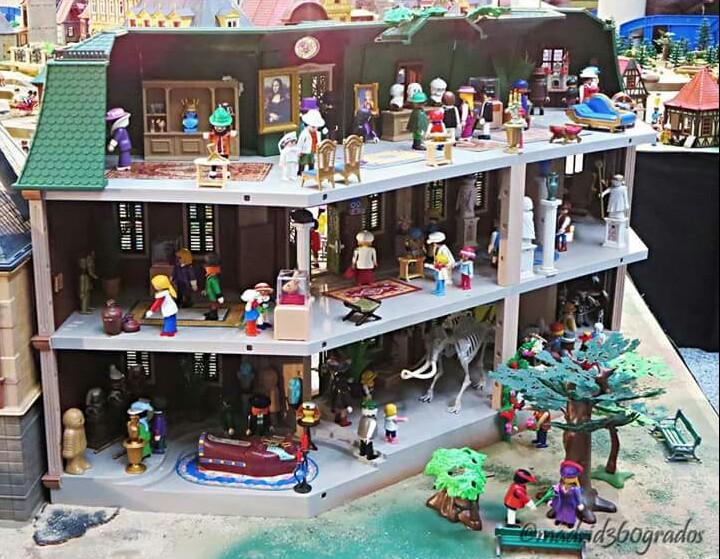 amclicks_'s tweet photo. ¿Una visita al museo? #alcobendas #albendacos #amclicks #playmobil #madrid http://t.co/B3qj17thG3