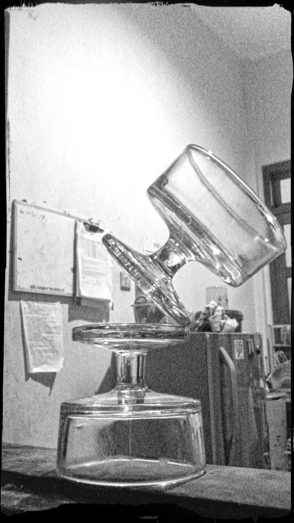 Glass ON !
By : <a href="/NenoVanHollen/">NenoNeno</a>