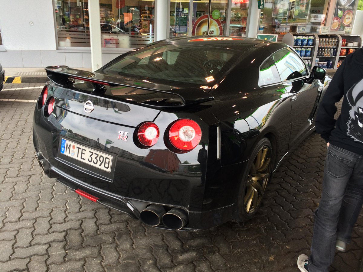 ShishaSheppy's tweet photo. *drooool* #DatASS @noorhunt #GTRPower #DatSound http://t.co/RWbeSViymT
