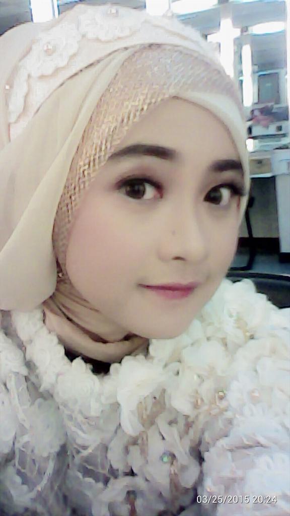 Sok ath mangga follow sing seueur twitter Ega yg ini nanti ega sering adain OpenFollback kok :)