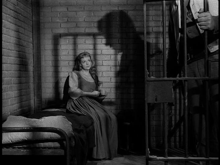 RetroRemote's tweet photo. "I wasn't dirt to him like I was to everybody else." Sad backwoods role for June Lockhart.#Gunsmoke "Dirt" 1 Mar 1958 http://t.co/Eu8YbQ4XDL
