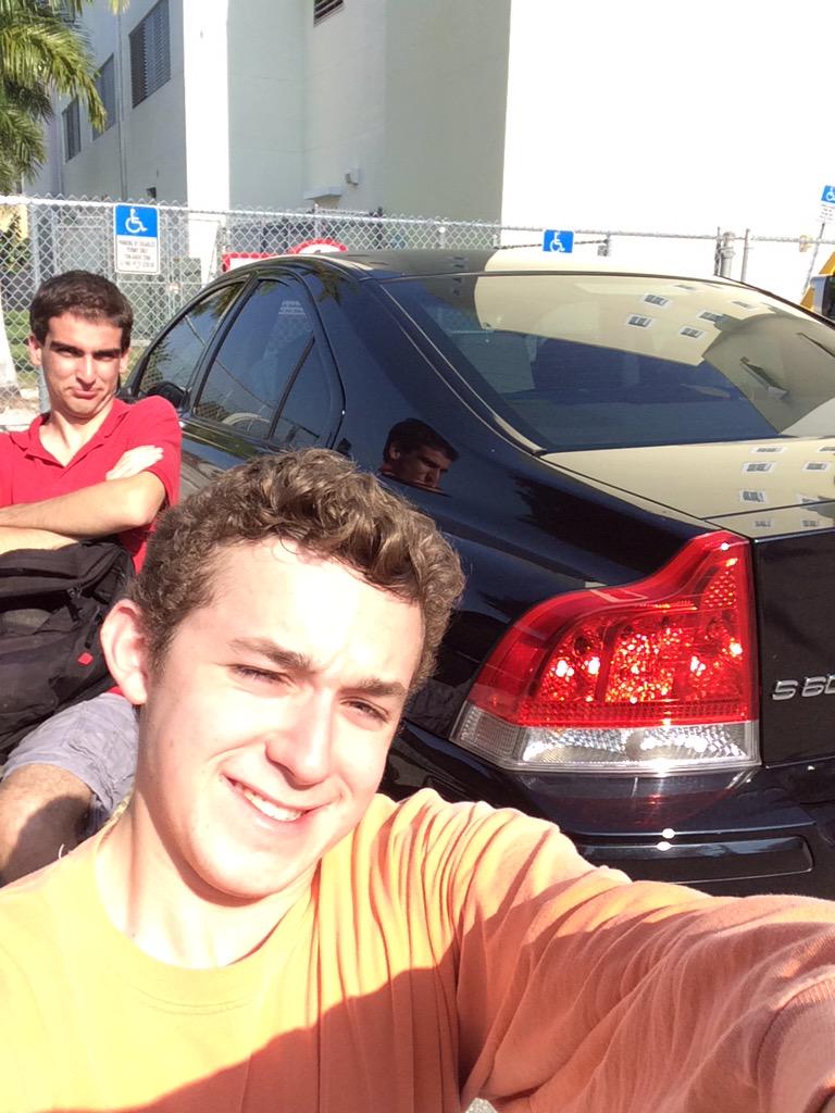 Ismael Delgado's car conquered 9:30 A.M.